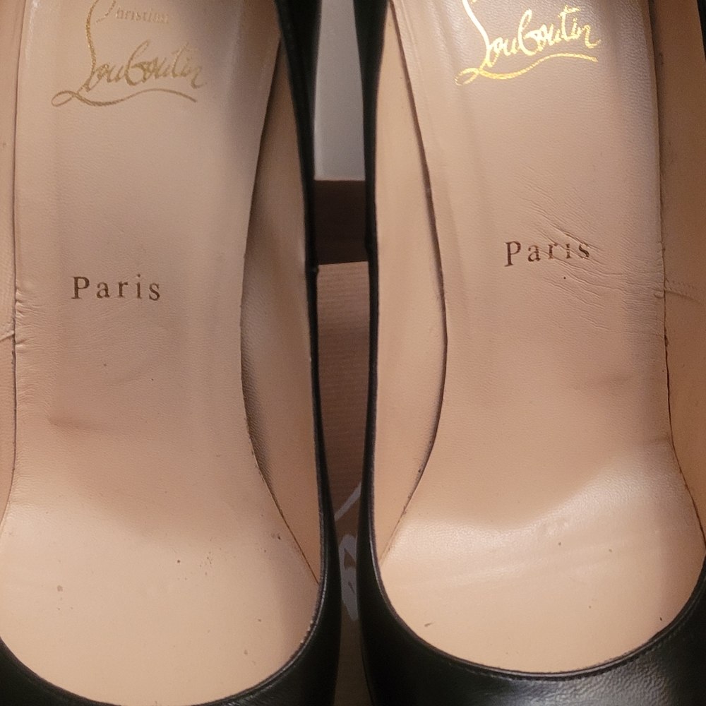 Christian  LV pumps with extra tap to heels and dust bag